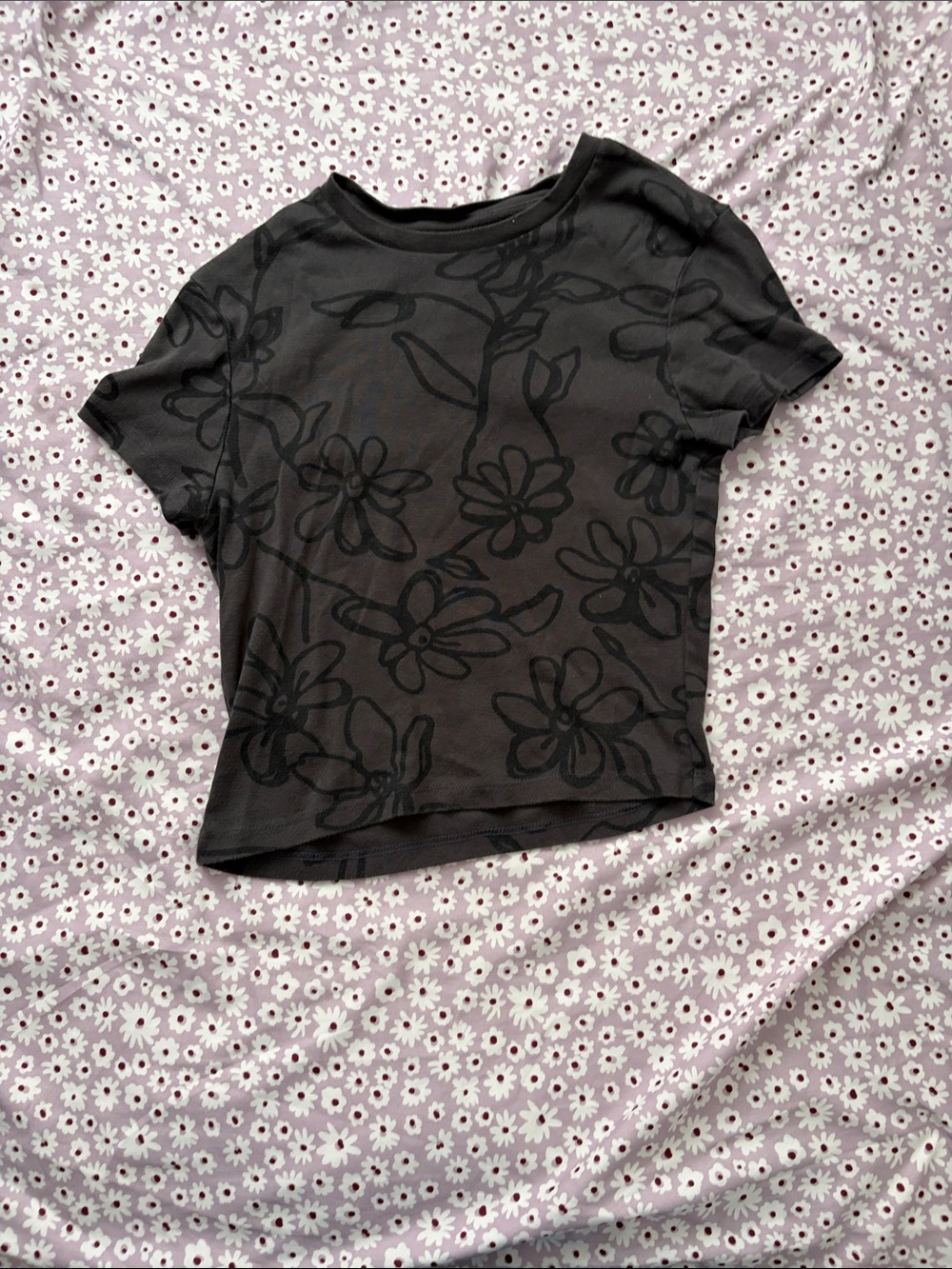 Black Floral Short Sleeve Crop Tee